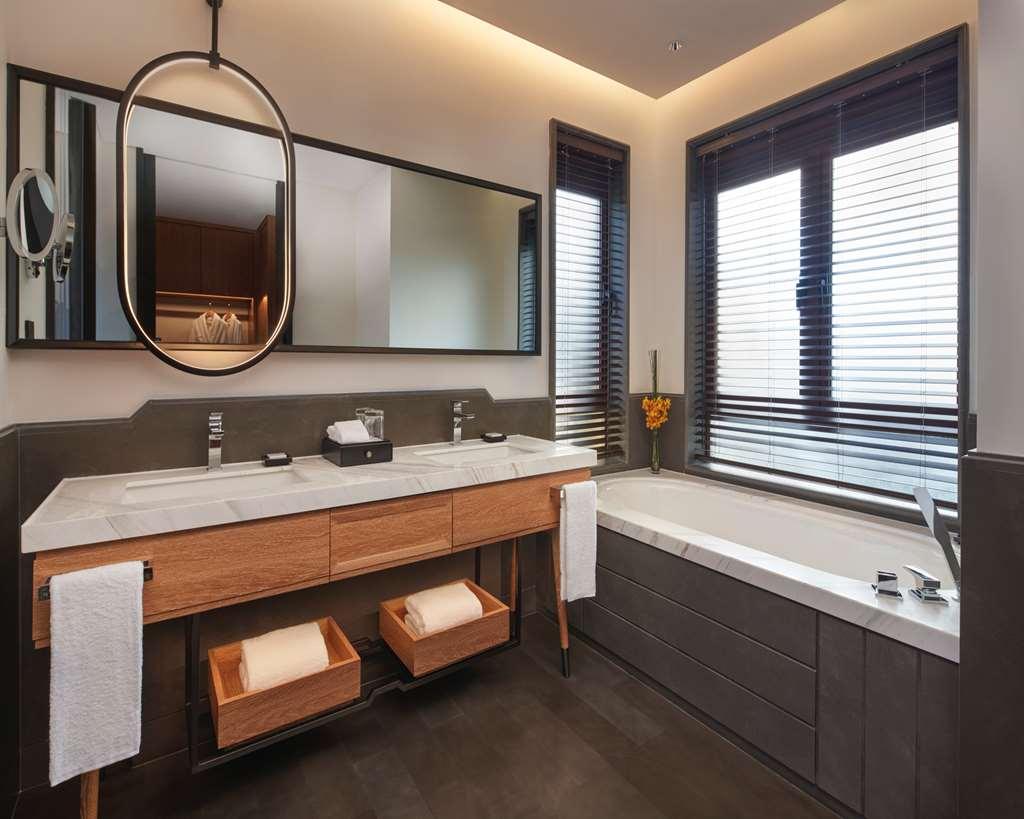 ホテル Grand Hyatt Shenzhou Peninsula 万寧市 部屋 写真